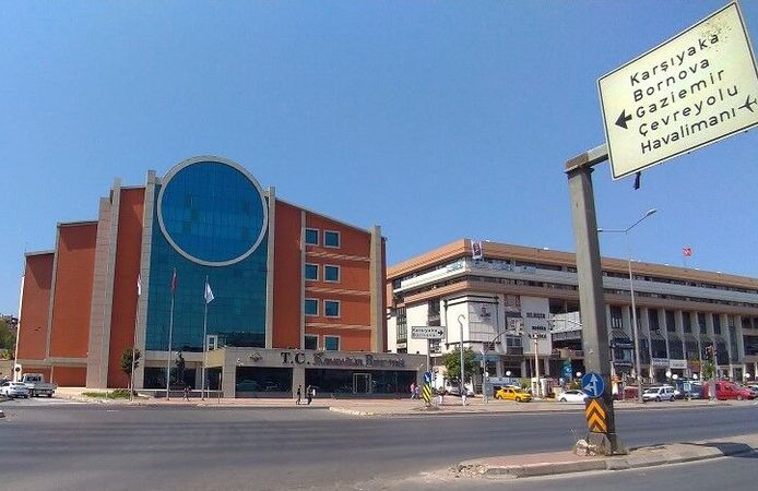 Karabağlar Belediyesi haklarını savunuyor