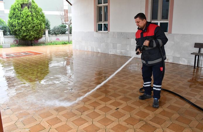 Torbalı’daki camiler Ramazan’a temiz ve hazır
