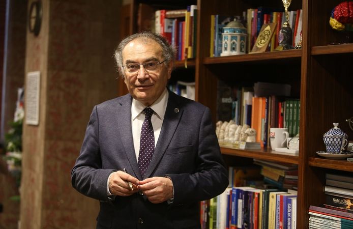 Tarhan’dan dijital dünyaya uyum çağrısı