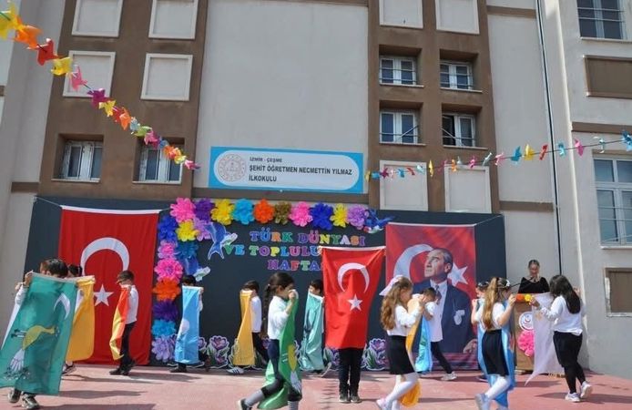 Çeşme’de Nevruz coşkusu