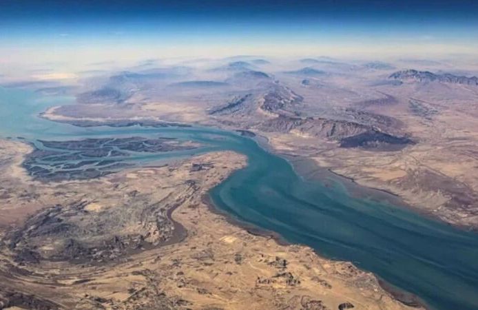 Küresel ekonominin 'şah damarı' kesiliyor mu? Hürmüz Boğazı'nda son durum ne?