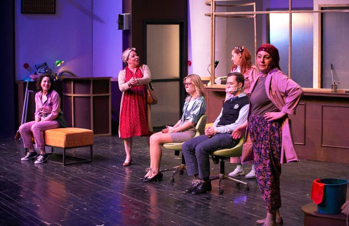 İzmir’de Dünya Tiyatro Günü sahnede kutlandı