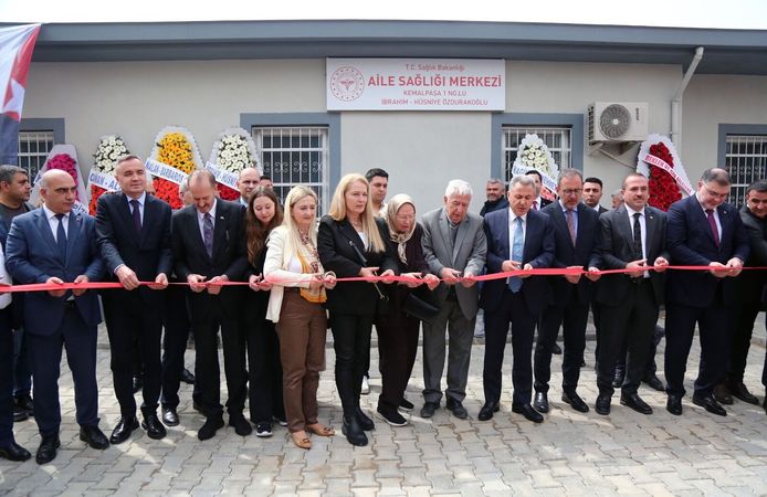 Kemalpaşa’da iki yeni sağlık merkezi açıldı