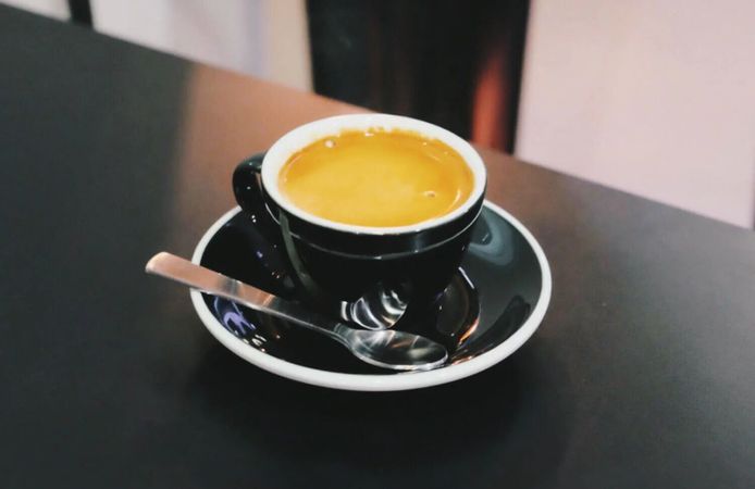 Long Black nedir? Americano ile arasındaki keskin farklar nelerdir?