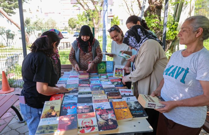 Buca’da 'Kitap Değişim Günleri' projesi başladı