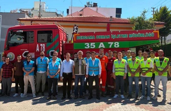 İzmir’de yeşil vatan için omuz omuza!