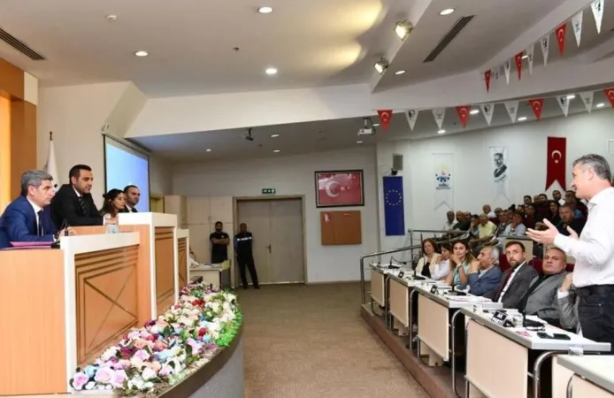 Çiğli Meclisi’nde akaryakıt krizi!