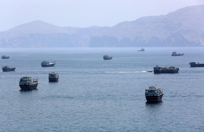 Hürmüz Boğazı’nda tanker vuruldu: UKMTO’dan dikkat uyarısı