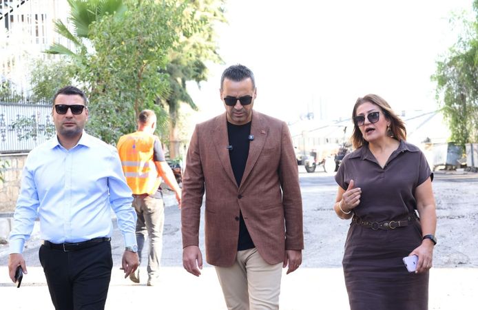 Çiğli’de eğitimden kültür sanata, sahadan esnafa çalışmalar sürüyor