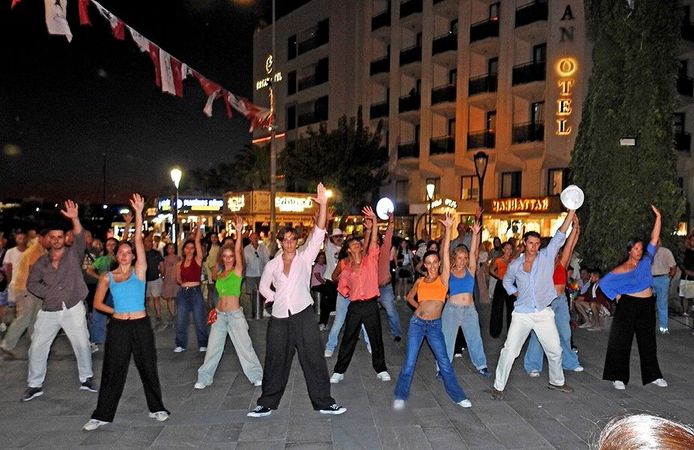 Çeşme Festivali’nde beklenmedik sürpriz