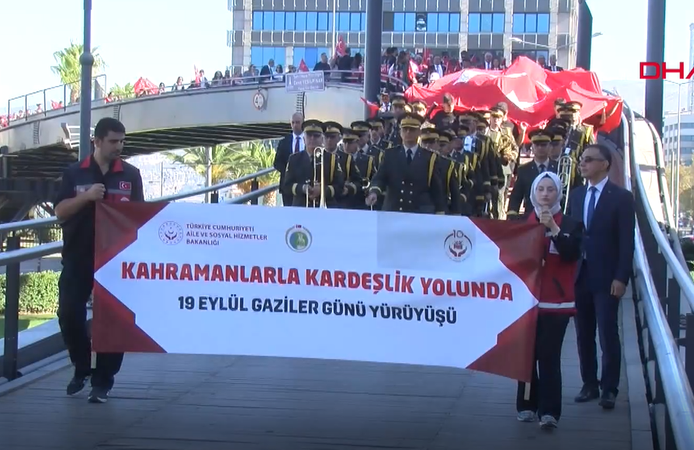 İzmir’de Gaziler Günü buluşması!