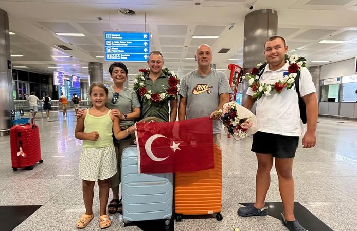 Tuna Tunca’ya İzmir’de coşkulu karşılama