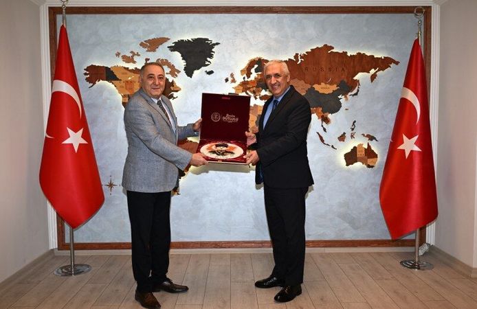 MASKİ’den Yunusemre ve Şehzadeler kaymakamlarına ziyaret