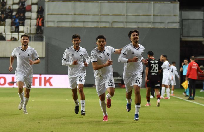 Altay'da hedef çıkış, rakip 1922 Akşehir SKA!