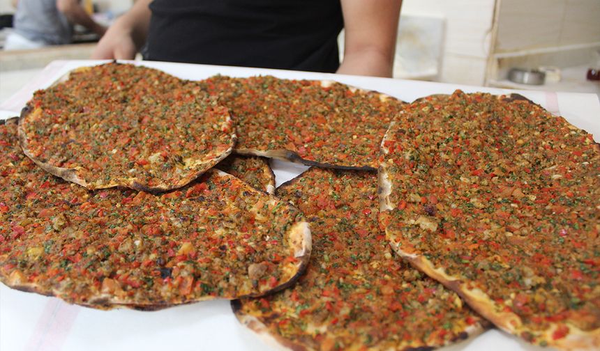 Antep Lahmacunu Avrupa yolcusu