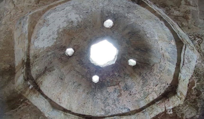 Tarihi Osmanlı hamamı yeniden hayat buluyor