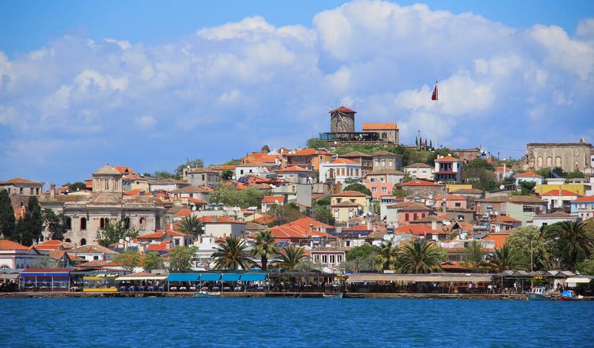 Ege’de iki dev yel değirmeninin arasında saklı huzur durağı!