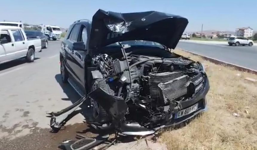 Sıcak haber! Zincirleme trafik kazası: Yaralılar var
