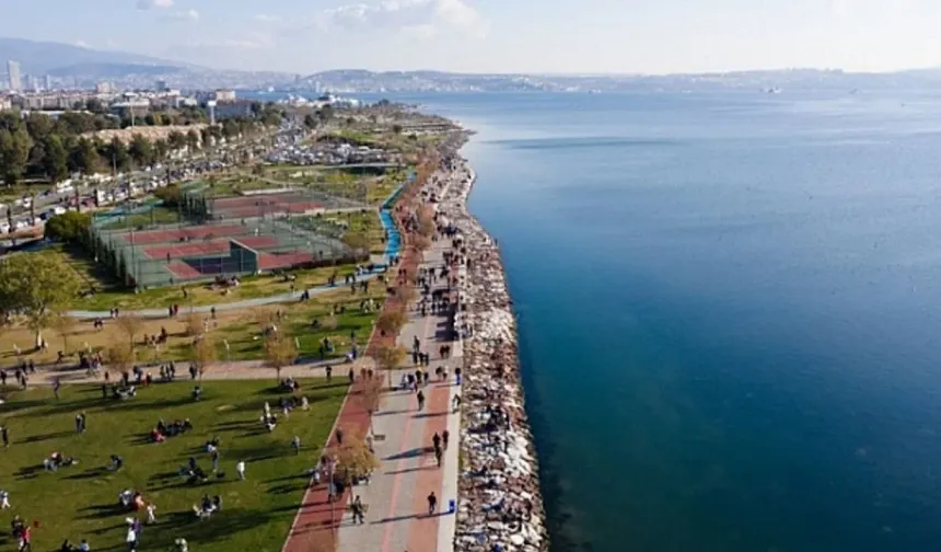 İzmir güneşe teslim: 26 Mayıs'ta yaz sıcakları geliyor!