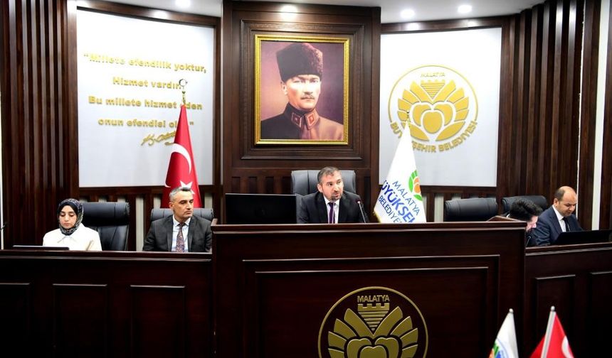 Üniversiteye kayıt yaptıranlara müjde: Ulaşım bedeli yok!