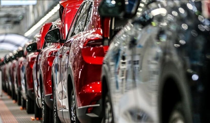 Otomotiv devi şalteri indiriyor! 4 fabrikada üretim duracak!