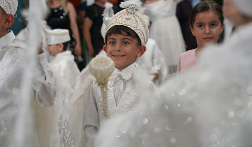 Seferihisar’da 30 çocuğun hayatında unutulmaz bir gün