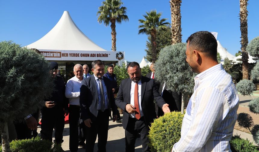 20. Süs Bitkileri Sergisi kapılarını açtı