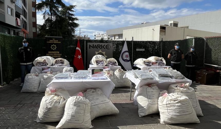 İzmir polisi tarih yazdı: Ele geçen miktar herkesi şaşırttı