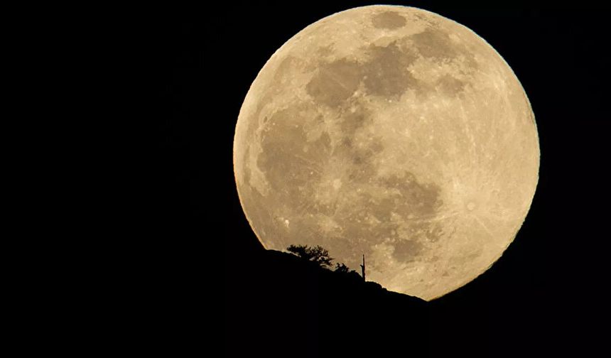 Bu gece gökyüzünü kaçırmayın! Süper ay geliyor