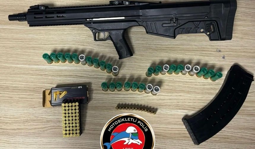 İzmir’de bir haftada 87 aranan şüpheli yakalandı