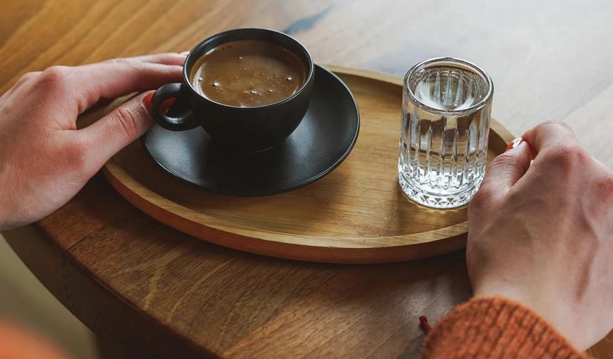 Deri kanserinden korunmanın şaşırtıcı yolu: Kahve ve güneş