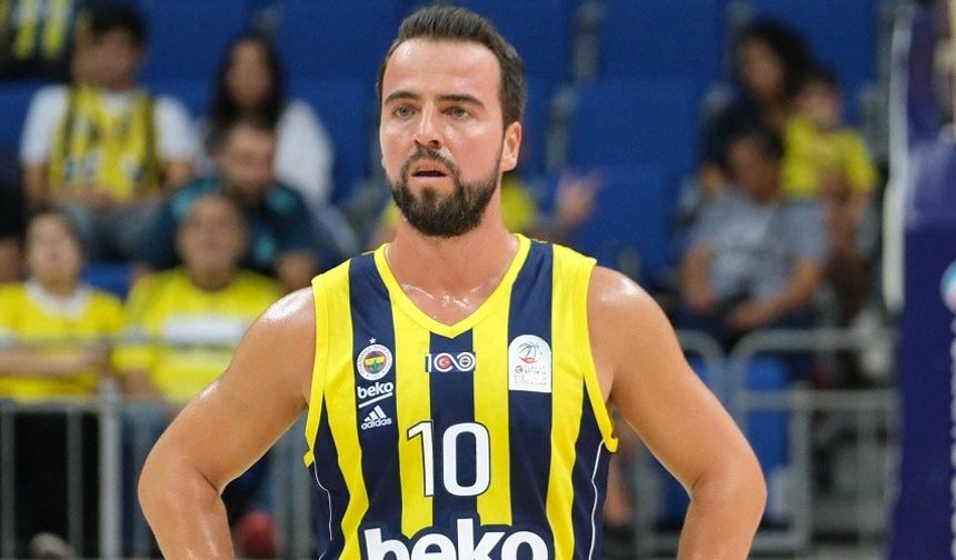 Fenerbahçe kaptanı Melih Mahmutoğlu trafikte alkollü yakalandı