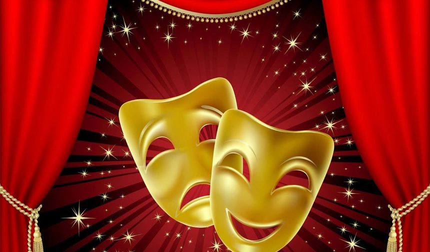 Çeşme’de çocuklara tiyatro dolu ara tatil