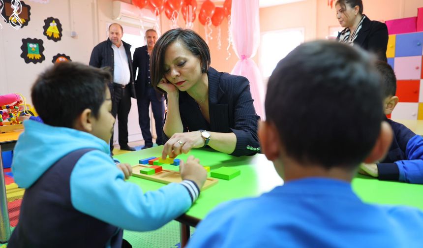 Karabağlar’da Çocuk Akademisi açıldı!