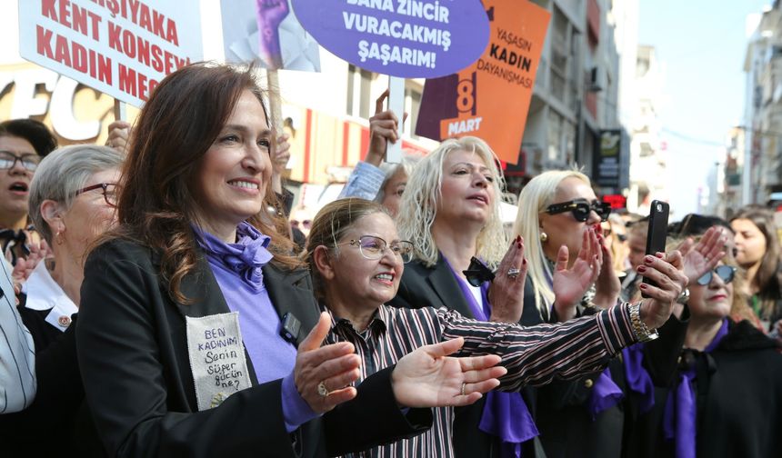 Karşıyaka’dan kadına yönelik şiddete karşı güçlü mesaj