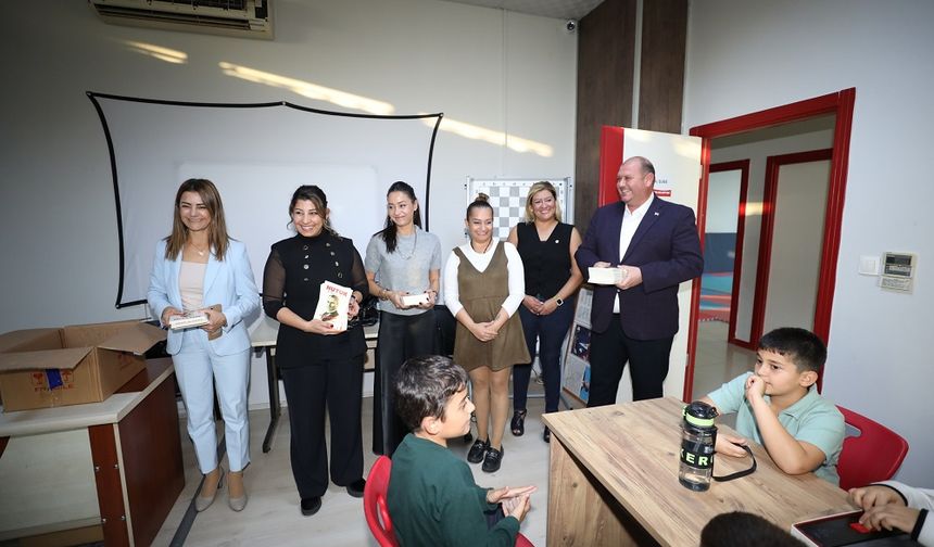 Menderes Belediyesi’nden çocuklara büyük fırsat