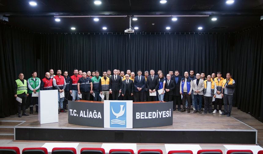 Aliağa'da yangın kahramanlarına protokolden teşekkür