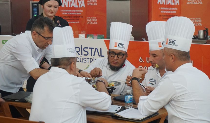 İzmirli genç şefler GASTROANTALYA’yı salladı