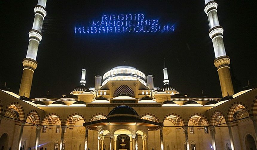 Regaip Kandili ne zaman? 2025-2026 dini takvimi