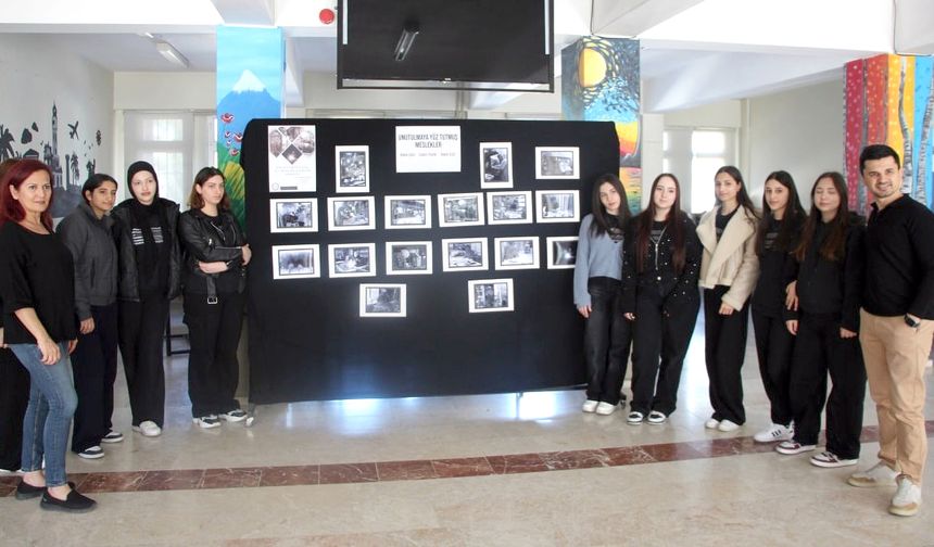 Şerife Bacı Mesleki ve Teknik Anadolu Lisesi | KAYBOLMAYA YÜZ TUTMUŞ MESLEKLER FOTOĞRAFLARLA YAŞATILDI