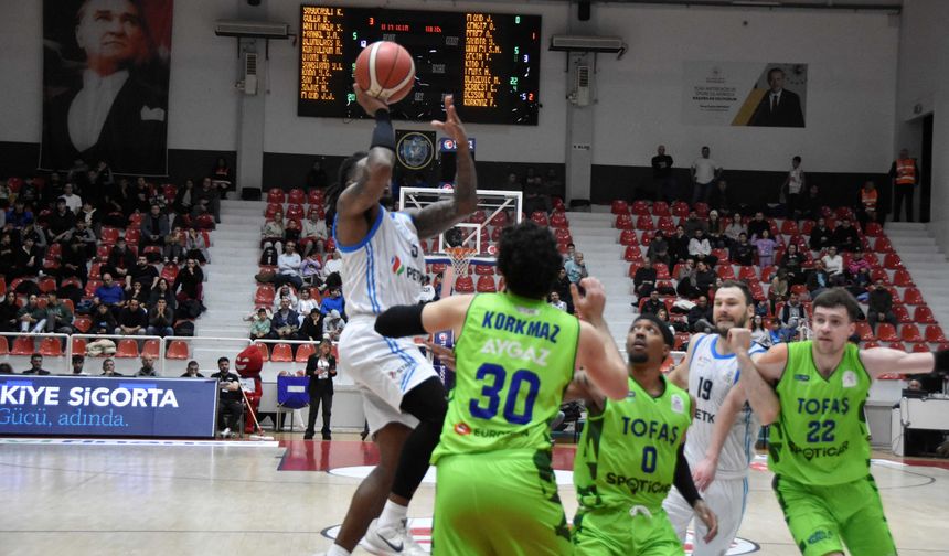 Petkimspor evinde kayıp: Tofaş deplasmanda kazandı