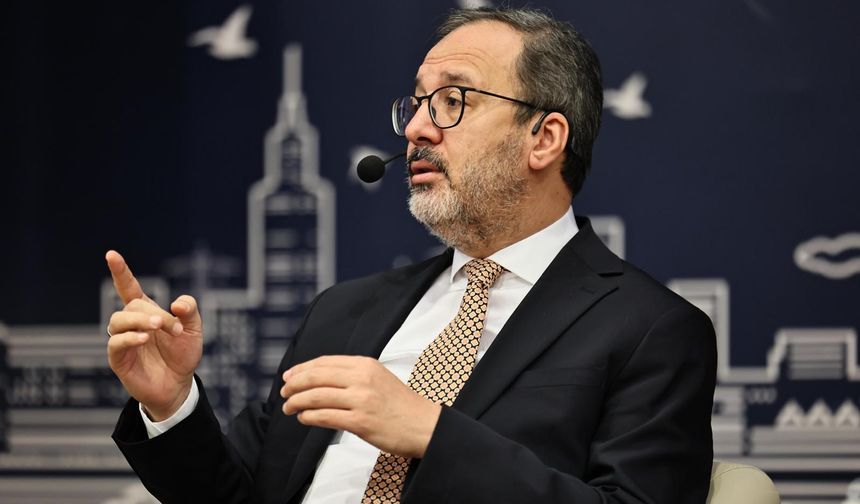 AK Partili Kasapoğlu İzmir’de spor yönetimi panelinde konuştu