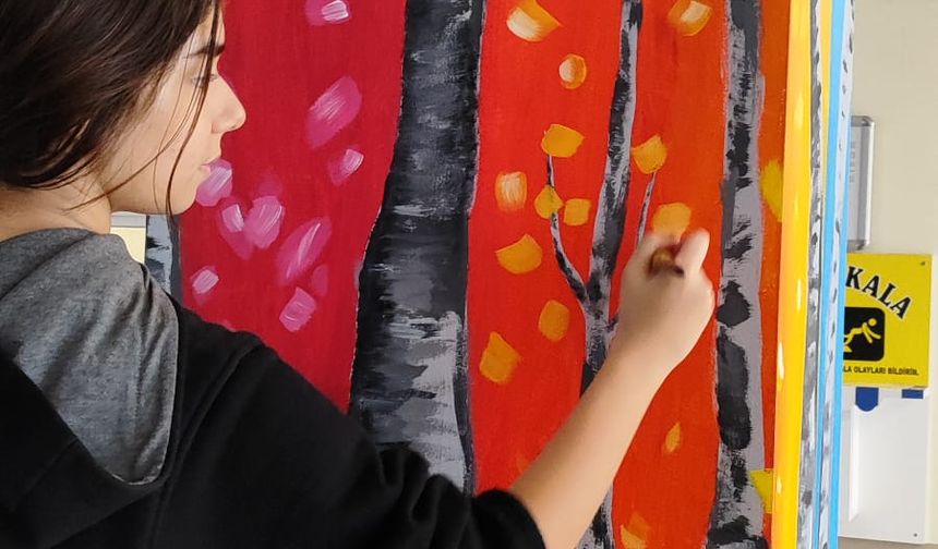 Şerife Bacı Mesleki ve Teknik Anadolu Lisesi | DUVARLAR SANATLA HAYAT BULUYOR