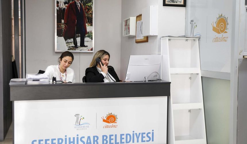 Seferihisar’da örnek belediyecilik: Talepler anında çözülüyor