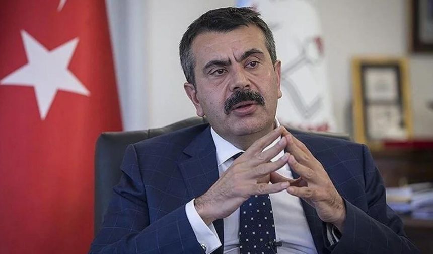 Bakan Tekin’den net mesaj: Ara tatiller kalkıyor mu, kademe geçişi değişecek mi?