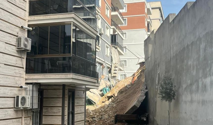 Menemen’de istinat duvarı çöken bölgede çalışmalar sürüyor