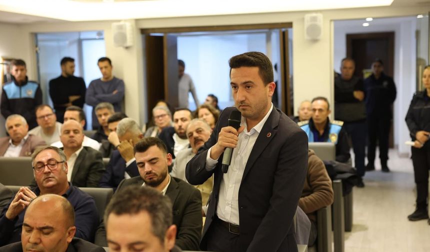 MHP’li Koç: 'Nitelikli otel söylemi, ilçeden bihaber olanların sığındığı bir limandır'