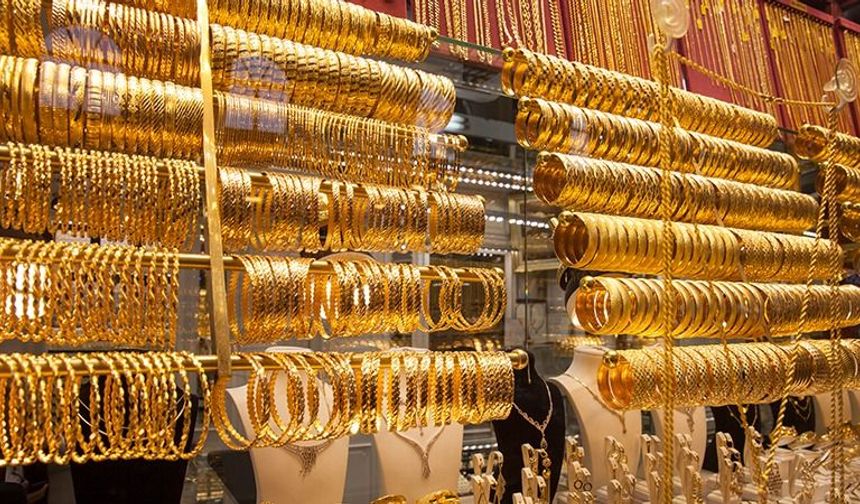 Altın fiyatları yükselişte: Gram altın 6 bin 427 TL’yi aştı!