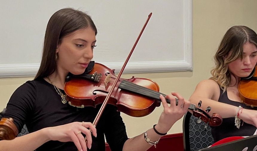 Gençlerden çınarlara bayram hediyesi