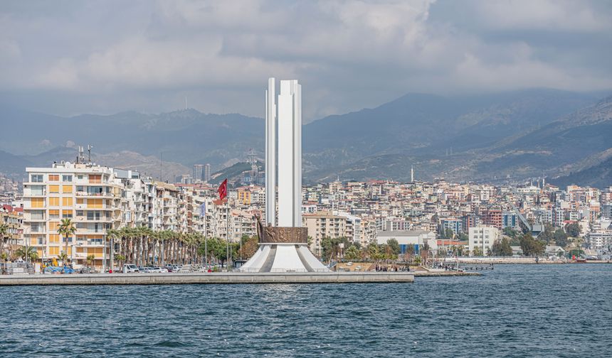 Karşıyaka’da 350 milyon TL’lik arsa satışa çıkarıldı